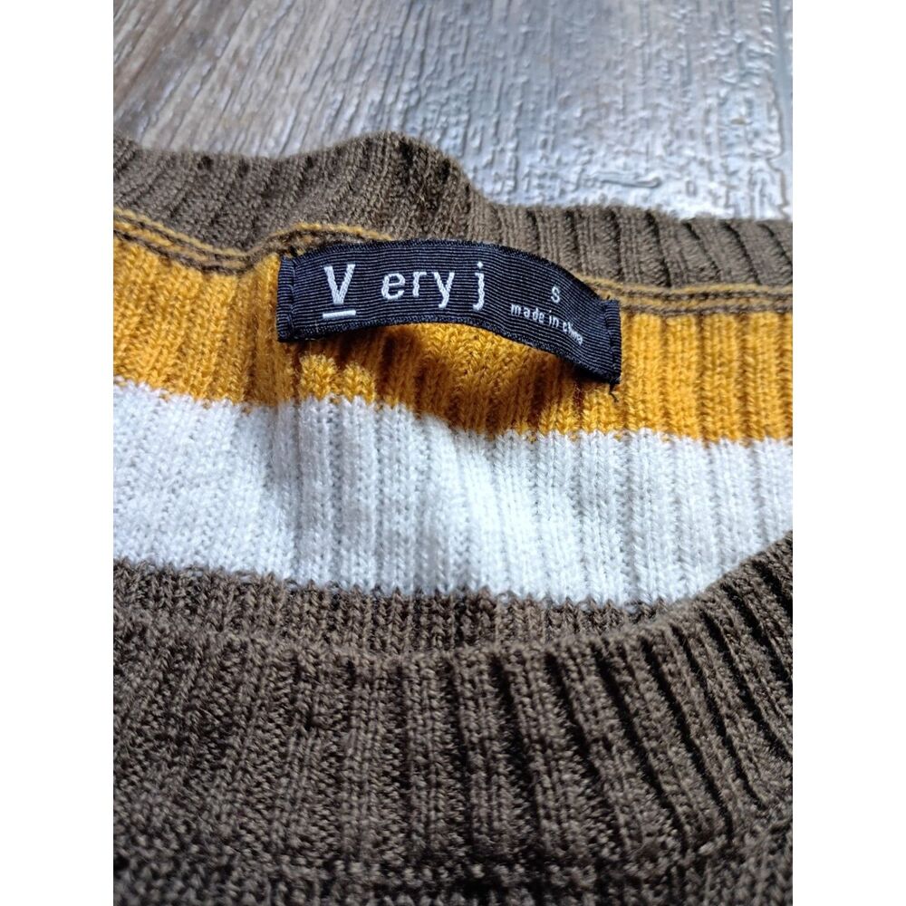Very J Women's Small Striped Sweater Ruffle Bell Sleeve Brown Mustard White - Picture 3 of 7